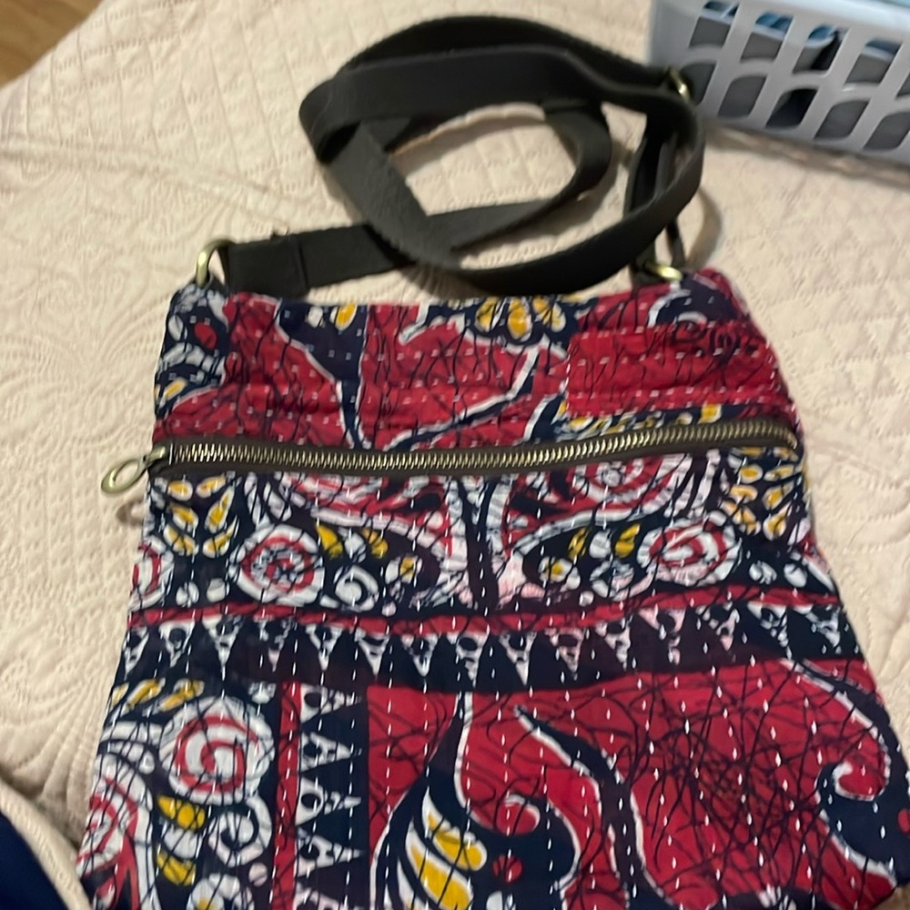 Sari Bari Crossbody